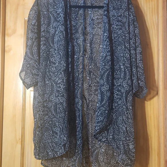 🖤Chic Black and White Paisley Women's Kimino Sheer XL - Picture 1 of 5